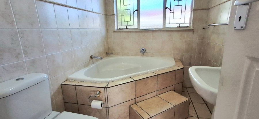 4 Bedroom Property for Sale in Bayswater Free State